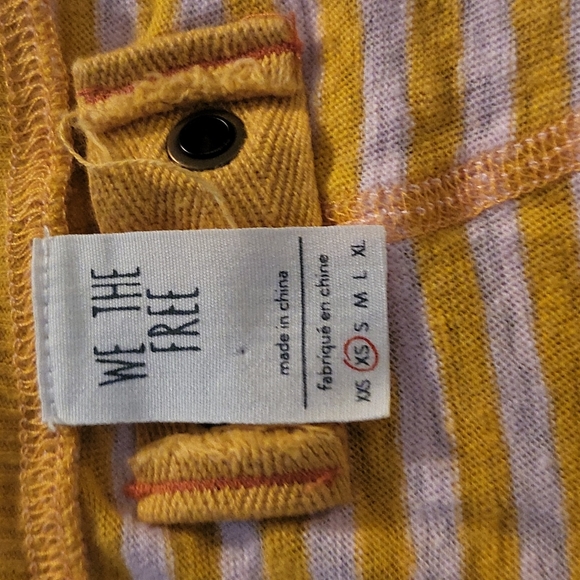 Free people bundle of tops - Picture 5 of 6